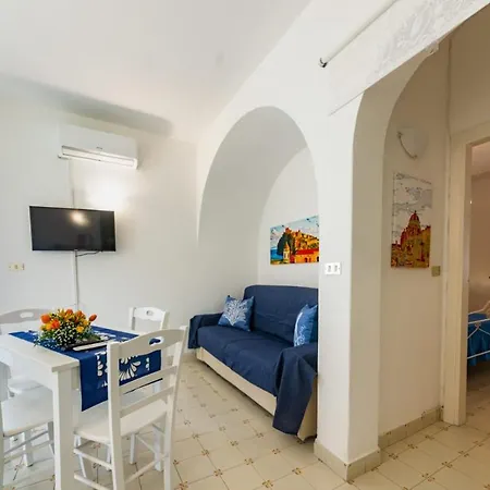 A Due Passi Dal Mare Gelso Appartement *